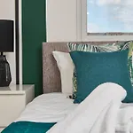 Cosy & Stylish Apartment Close To The City Centre