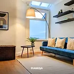 Crawford House - Stunning 2 Bedroom House In Manchester