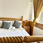 Cosy & Quiet House Close To Etihad And City Centre