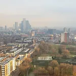 Stunning 2 Bed Apartment In Salford Amazing Views