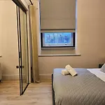 Modern 2Br In Chinatown For Up To 8 Guests!