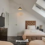 Noor Garden Co-Living - Private Room Self-Cater