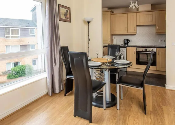 Guestready - Top Floor Apt 2Min Walk To O2 Apollo