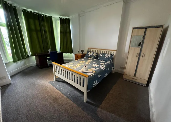 Double-Bedroom In The Heart Of Salford Manchester Perfect For Short Stays