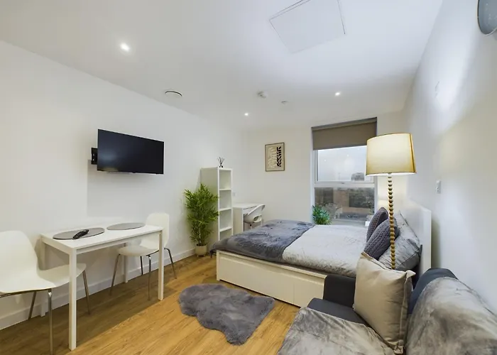 Comfortable Studio In Cheltenham