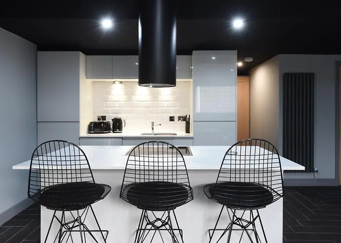 Swan Street Suite Slps 23