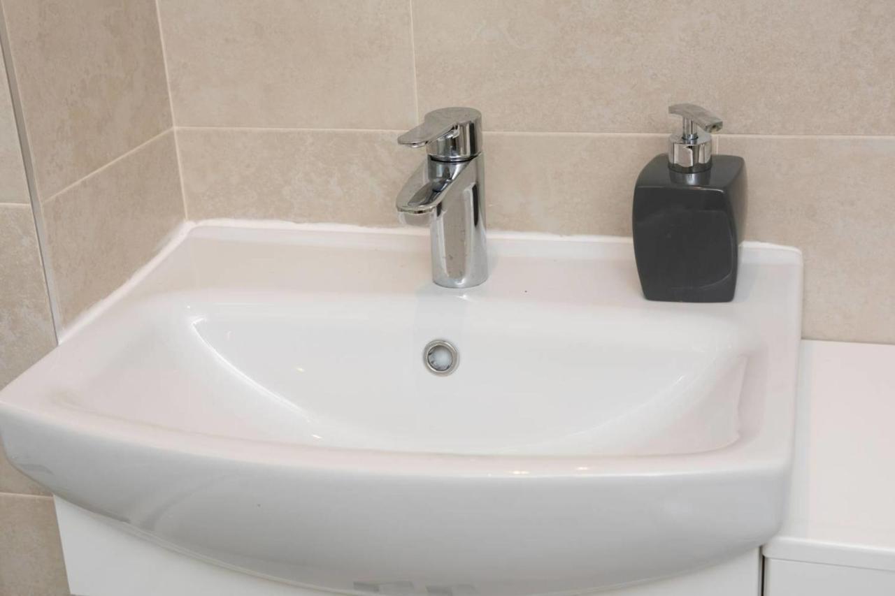 Guestready - Floor Apt 2min Walk To O2 Apollo