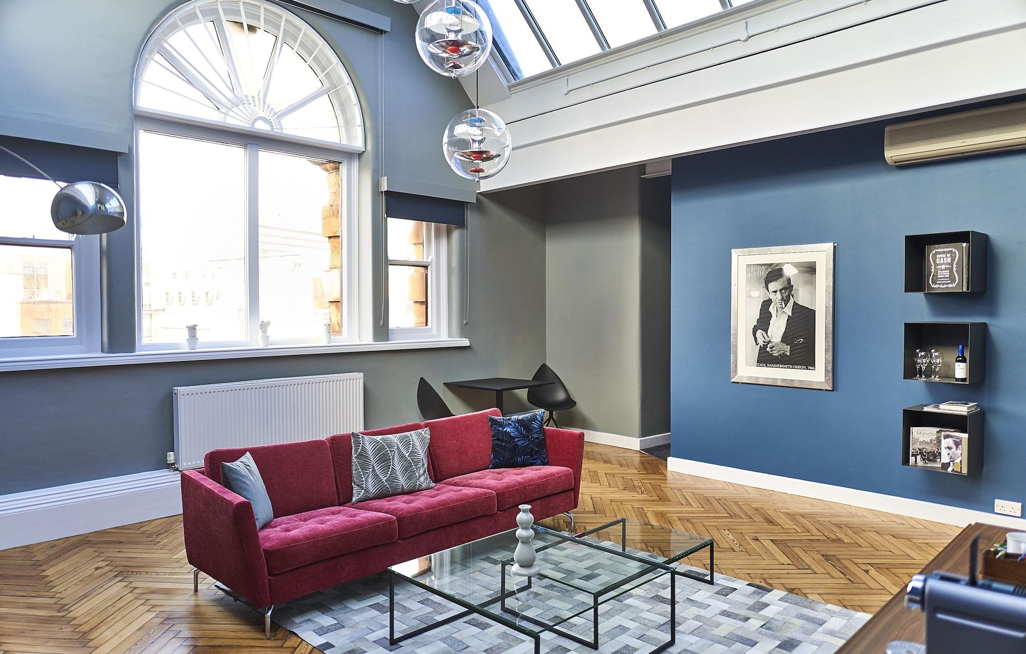 Hotel Abode