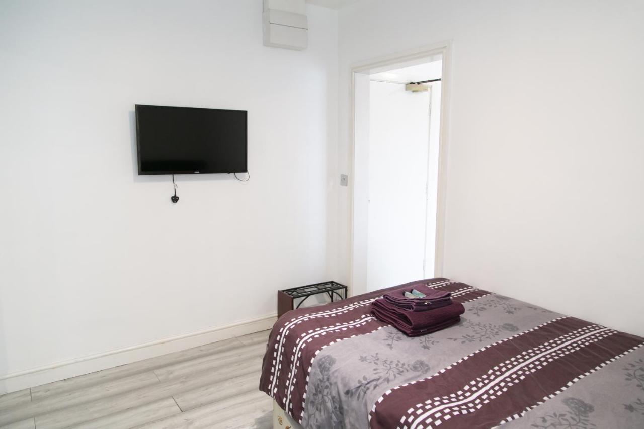 Hills View Apartment Manchester