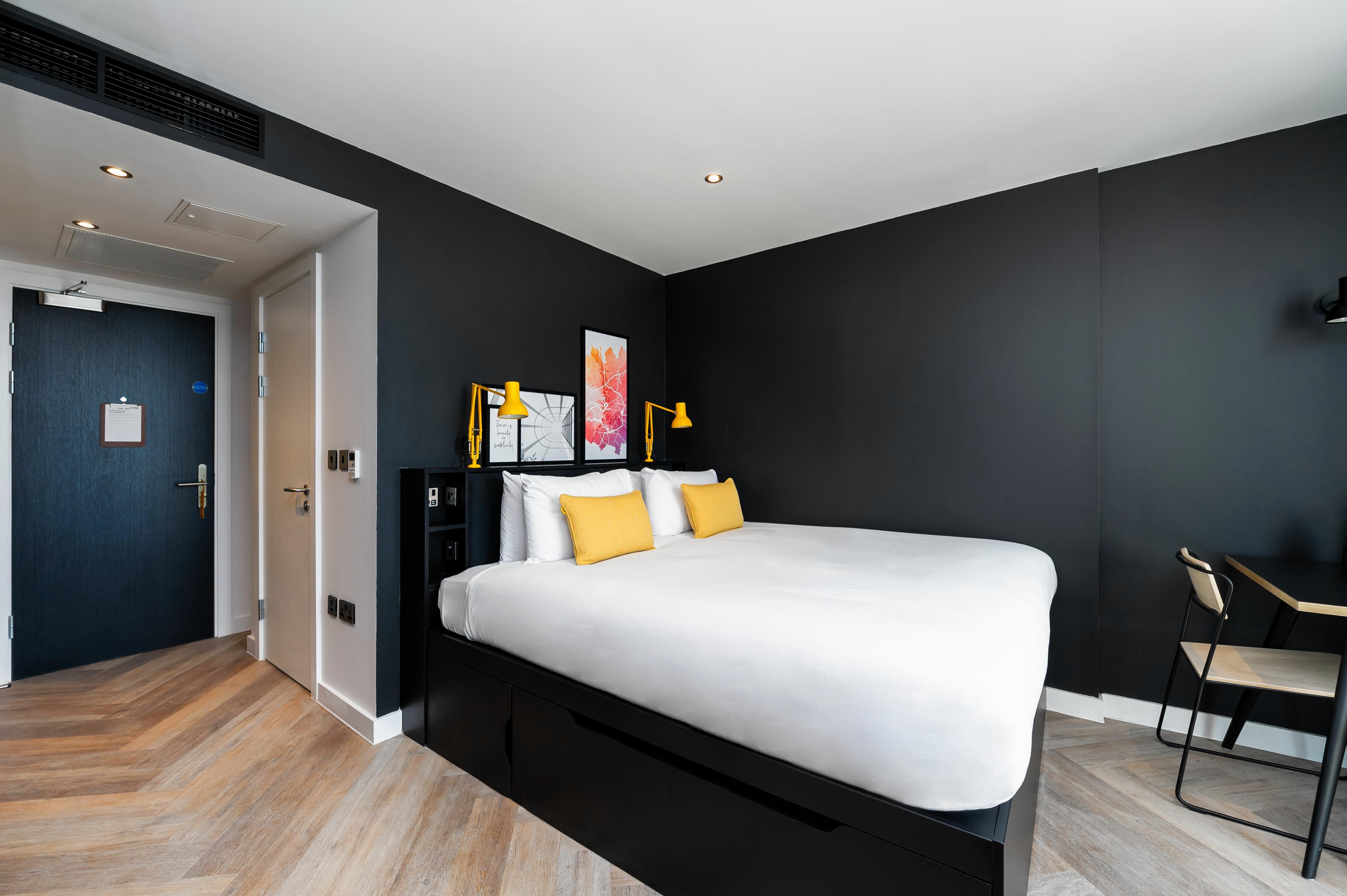 Aparthotel Staycity Northern Quarter 4*