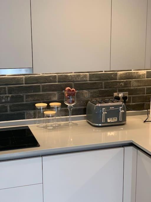 Luxury 2 Bedroom Apartment. * Manchester