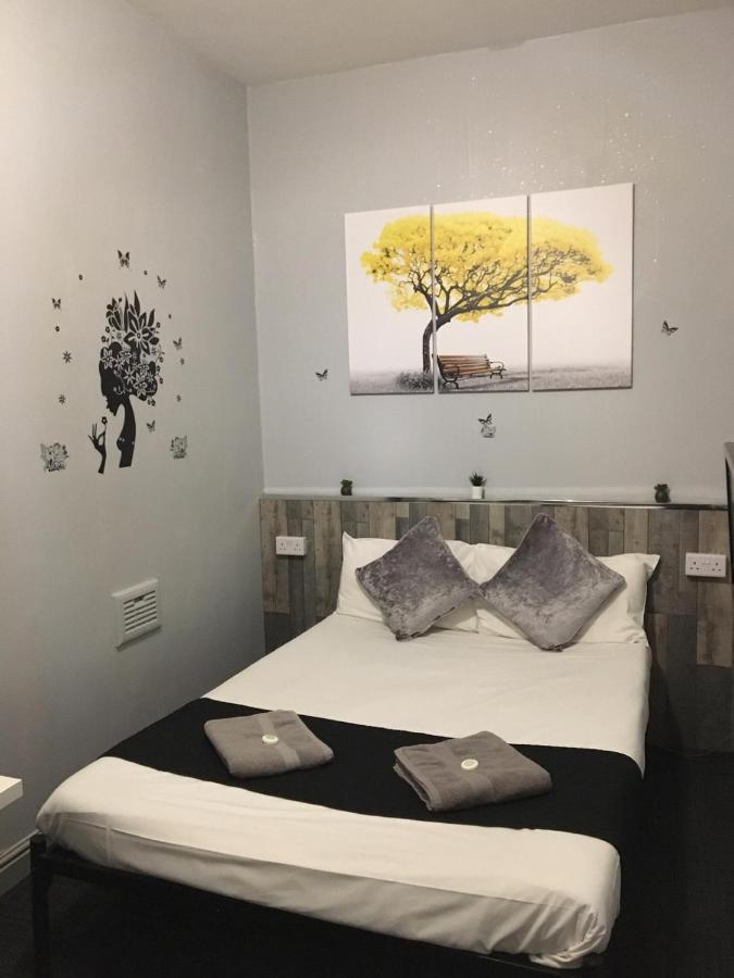 Guest house Queens Manchester