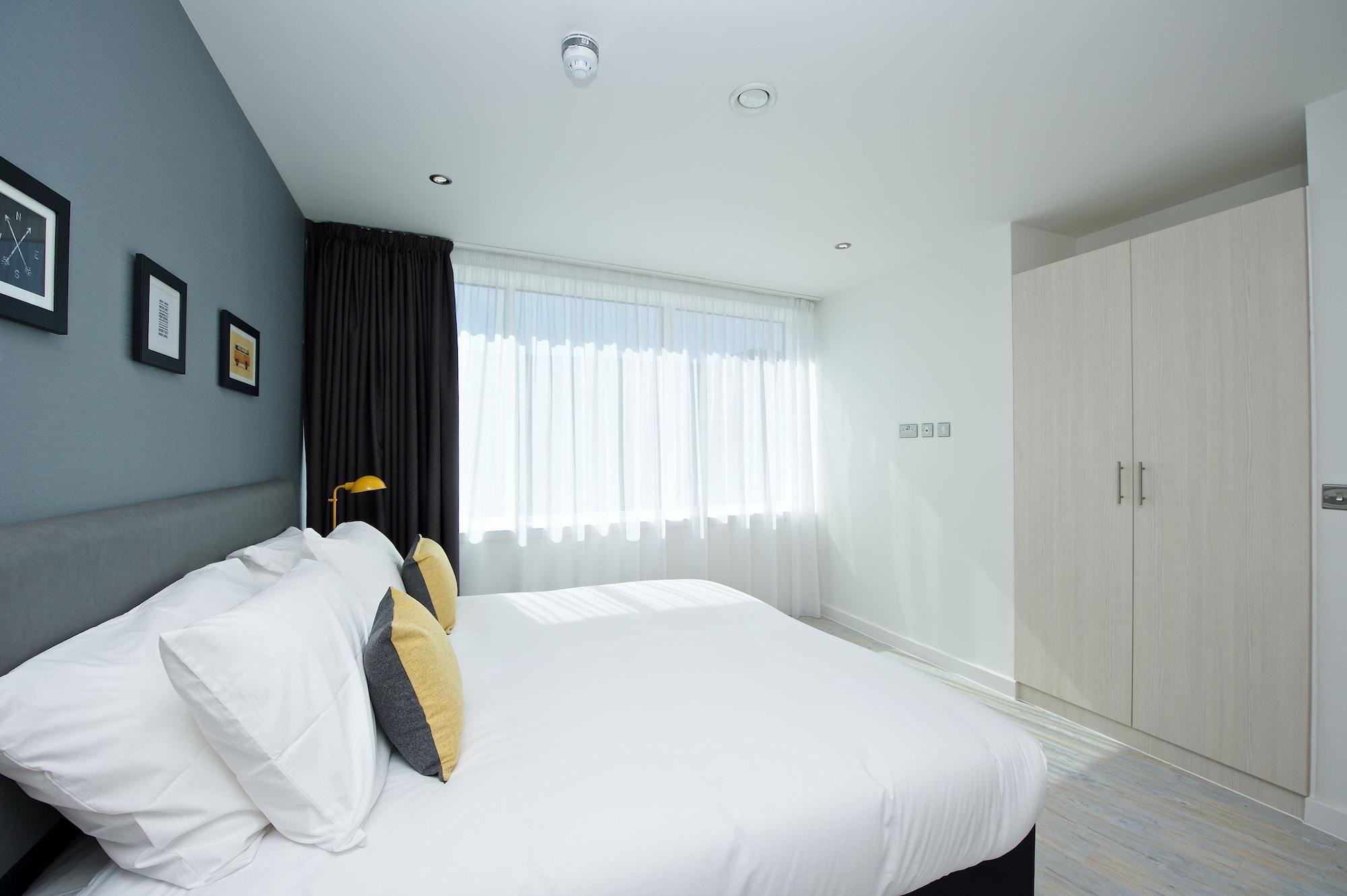 Aparthotel Staycity Piccadilly 4*