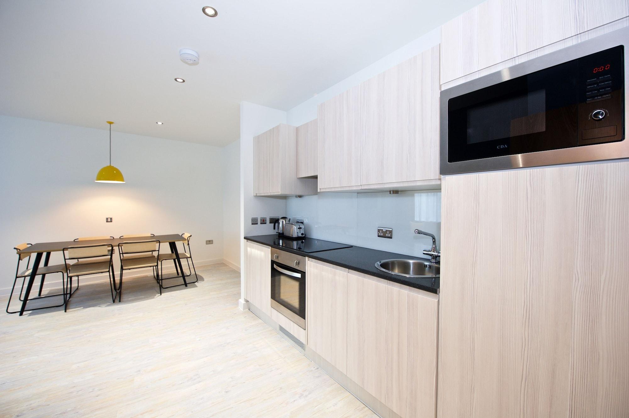 Aparthotel Staycity Piccadilly 4*