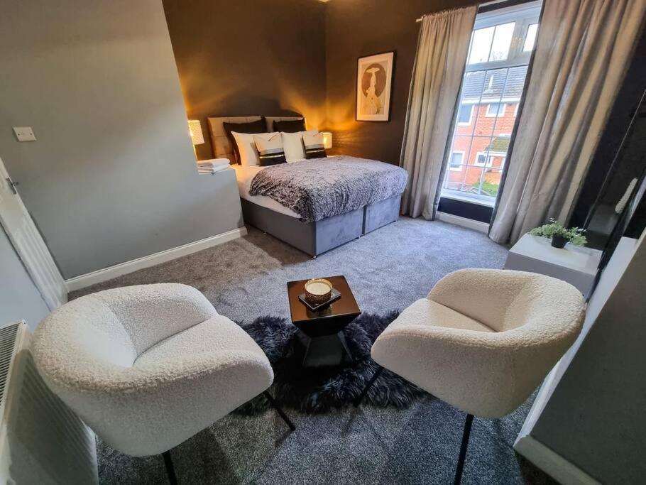 Holiday home 3 Bedroom Close To Mcr Centre *