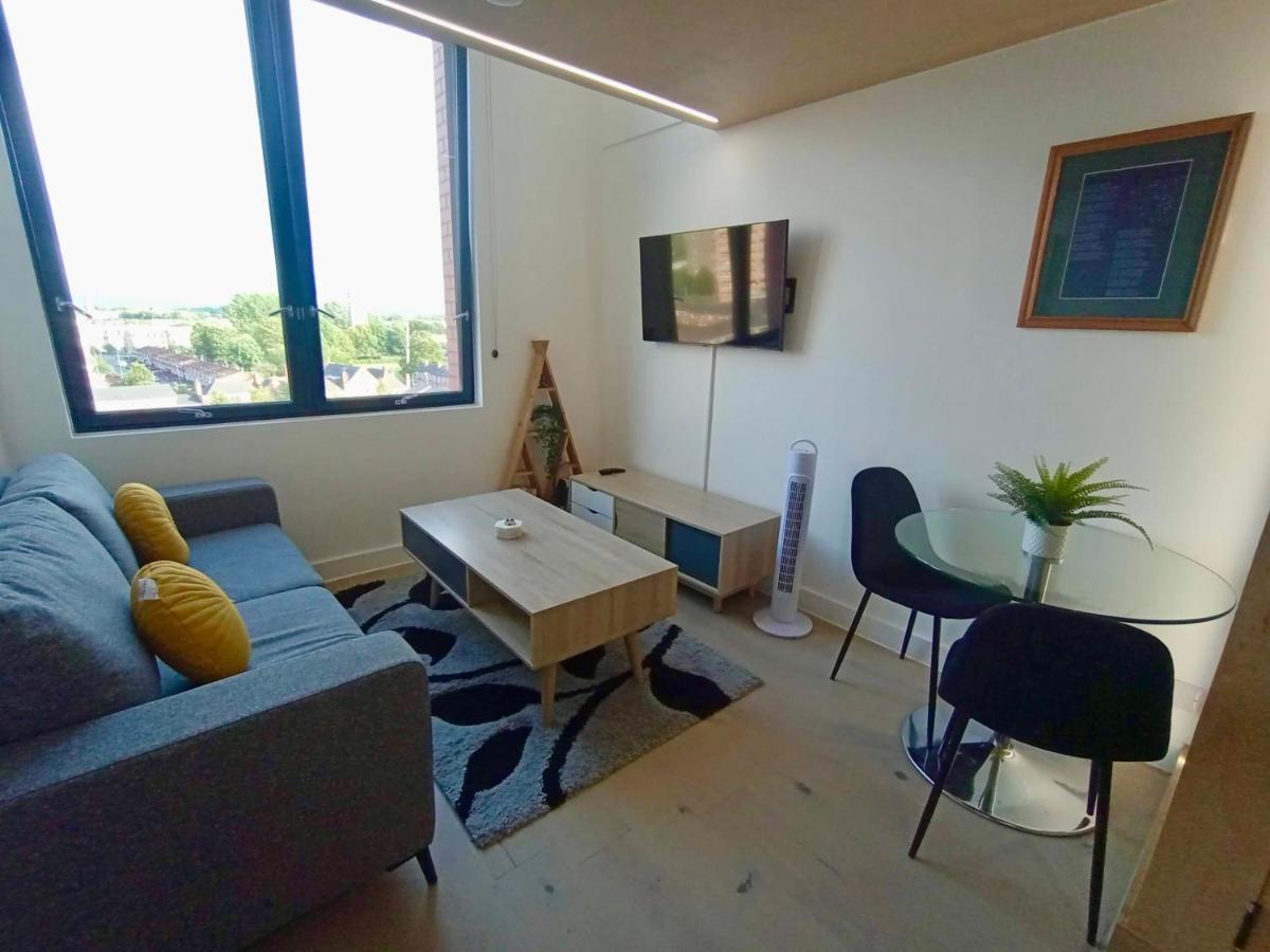 1 Bedroom Duplex In Apartment *