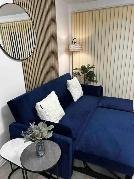Luxury - Opposite Etihad Stadium N Coop Live W Secure Parking Apartment *