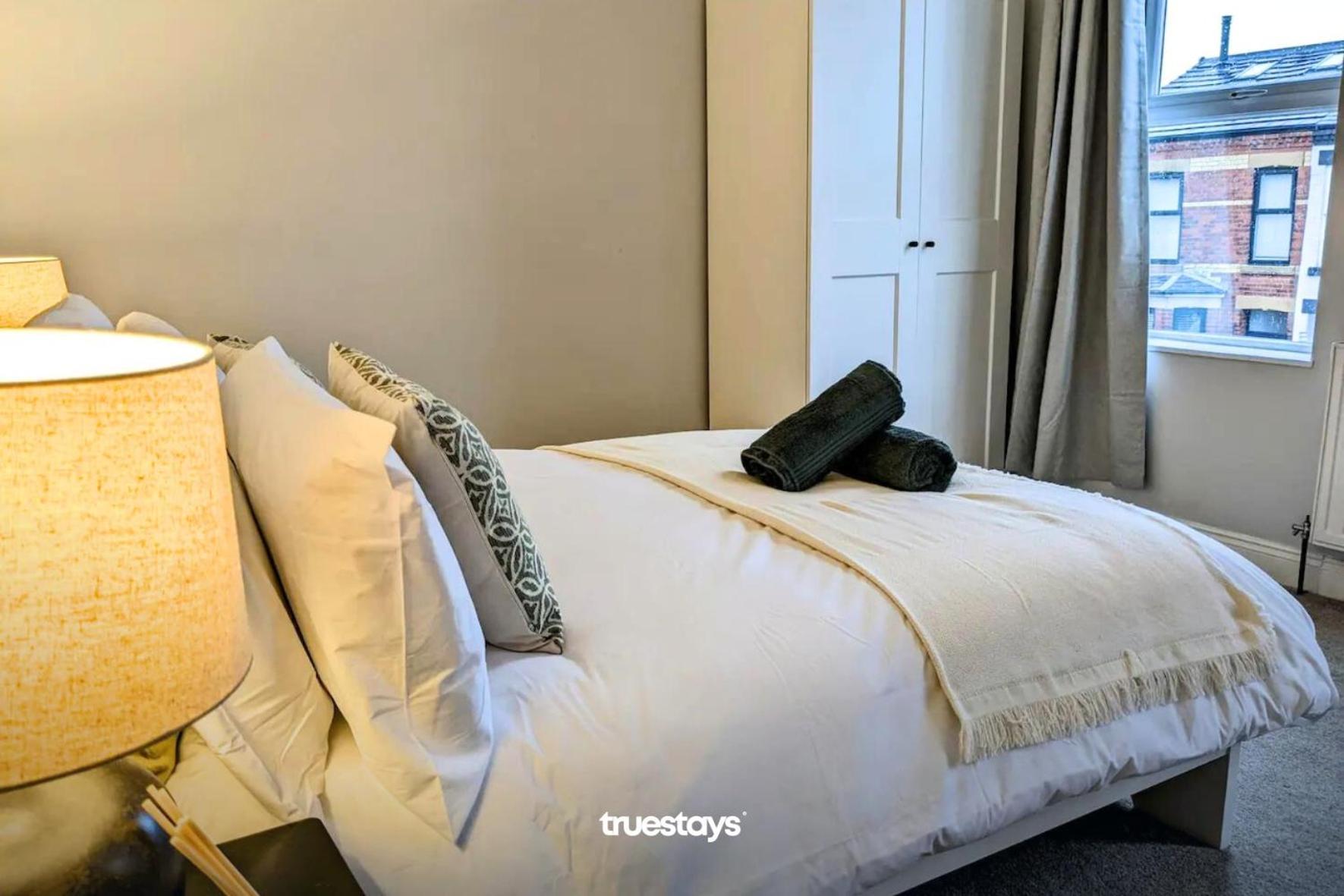 Crawford House - Stunning 2 Bedroom House In Holiday home Manchester