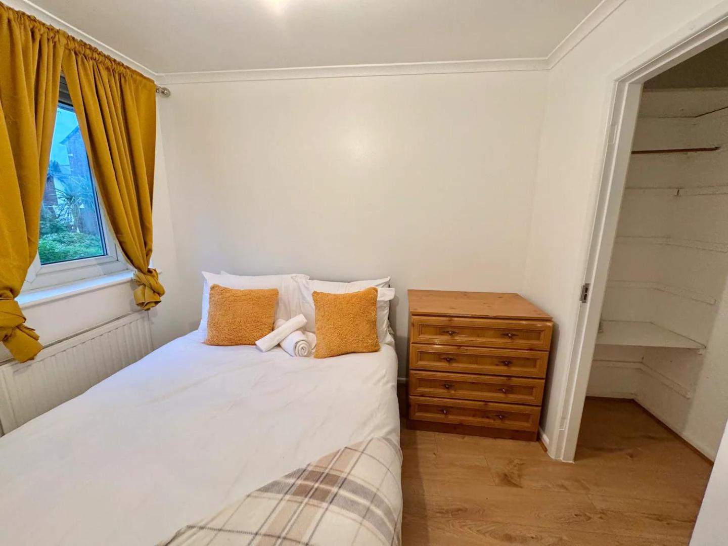 Cosy & Quiet House Close To Etihad And Centre