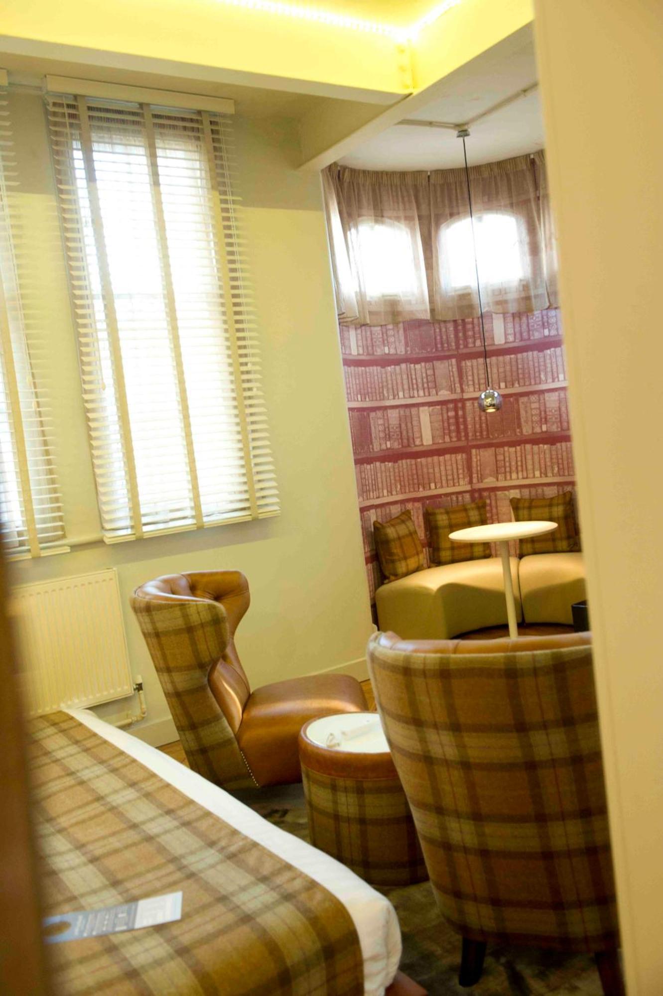 Hotel Abode 4*