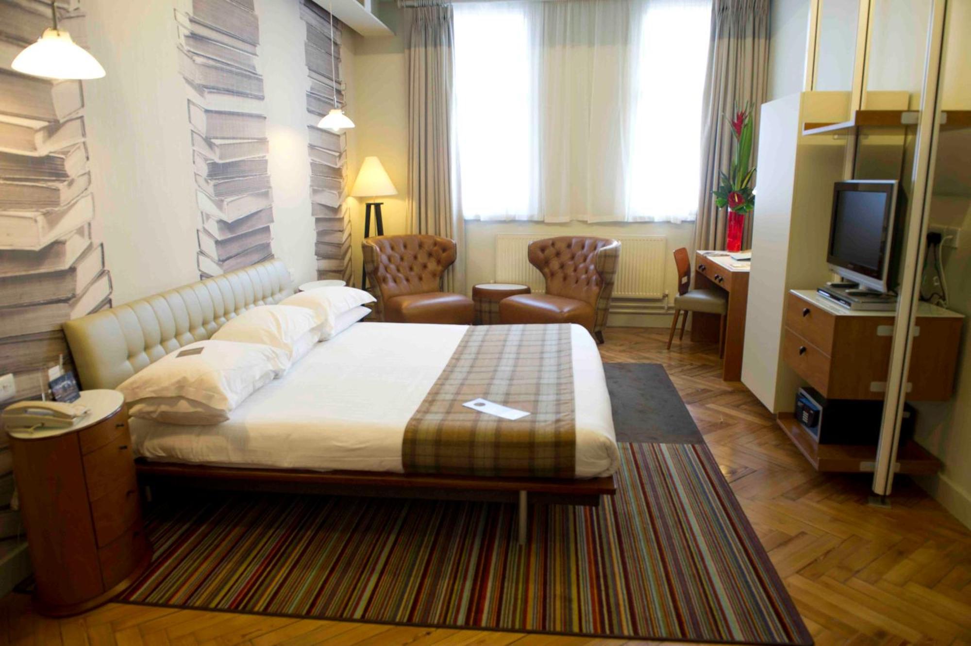 Hotel Abode