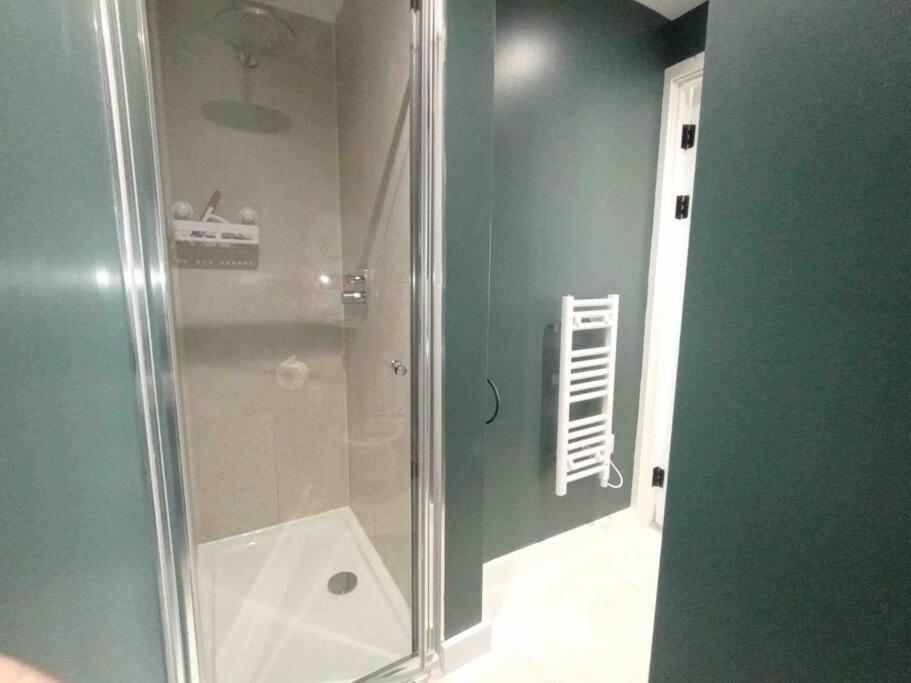 1 Bedroom Duplex In *