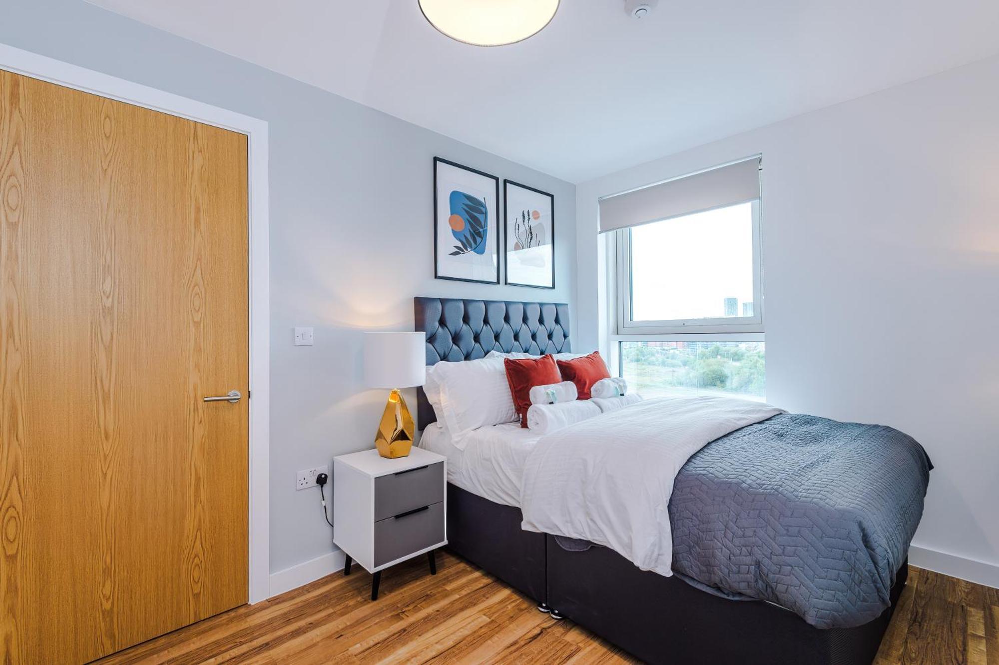 Apartment Parking - Lastmindeals - 2bed *