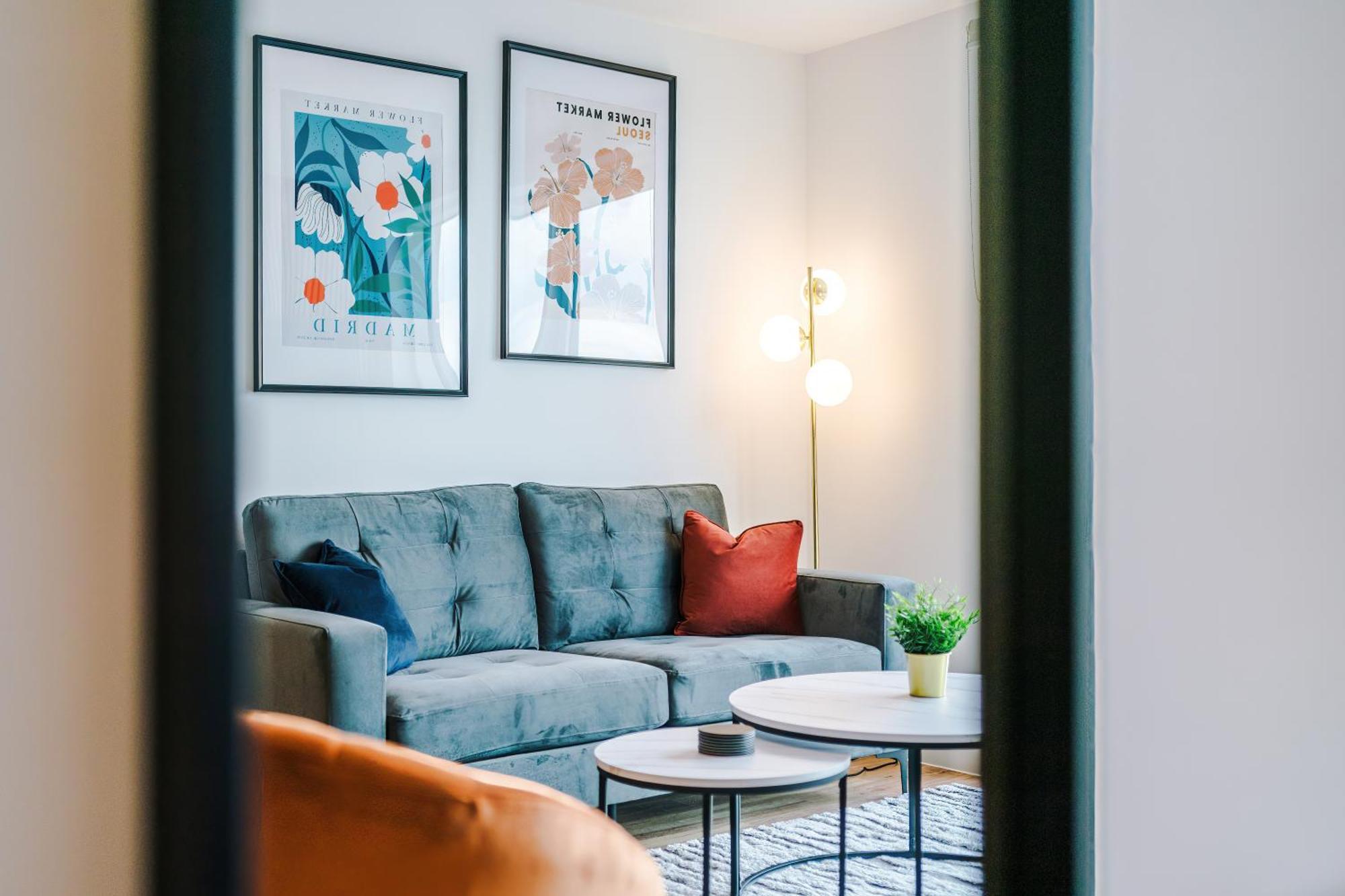 Parking - Lastmindeals - 2bed *