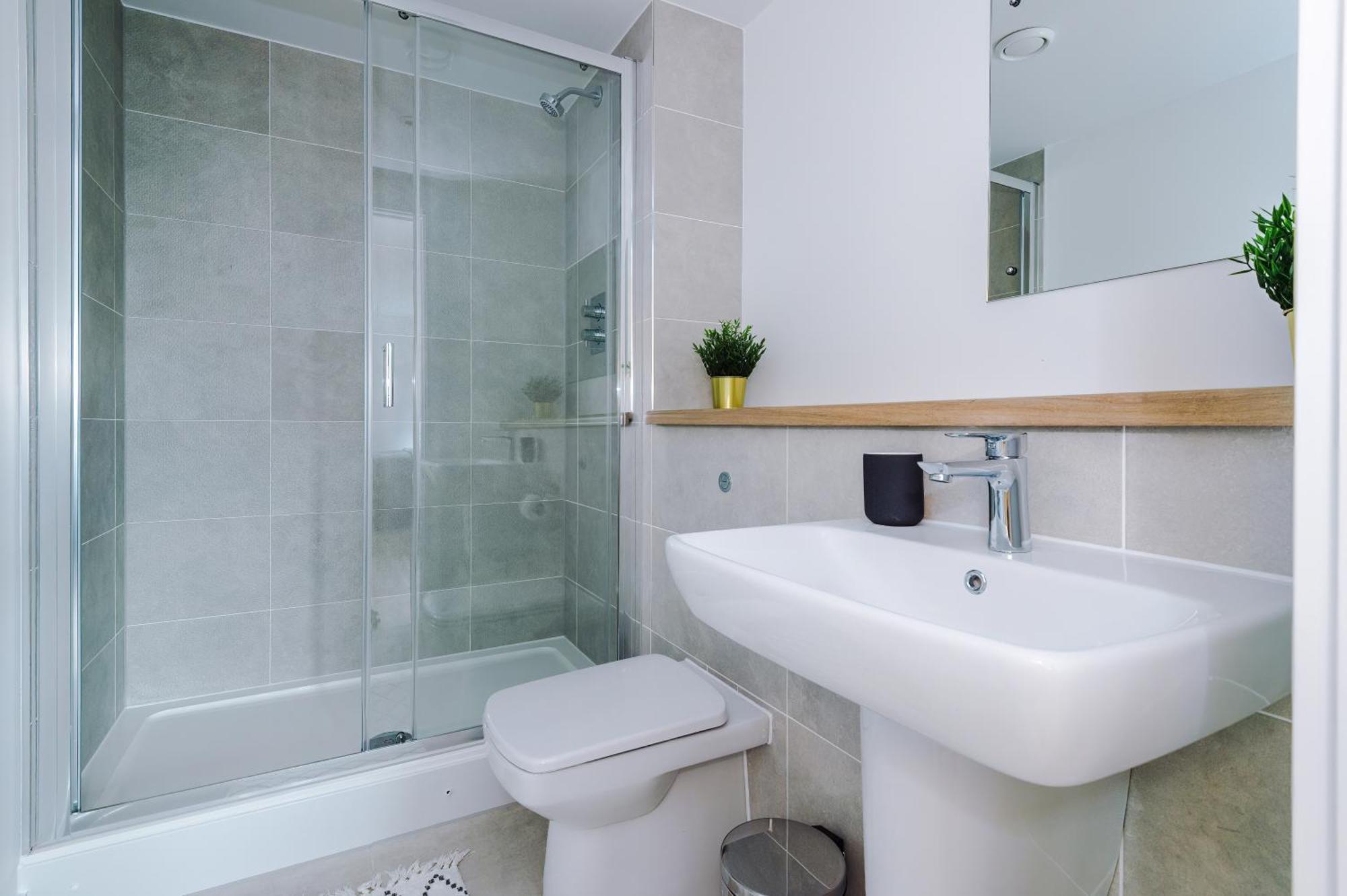 Parking - Lastmindeals - 2bed Apartment *