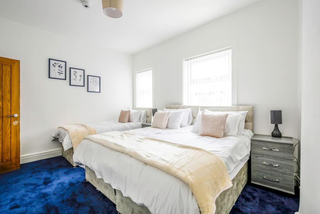 Big New House - 5bdr Near Holiday home *