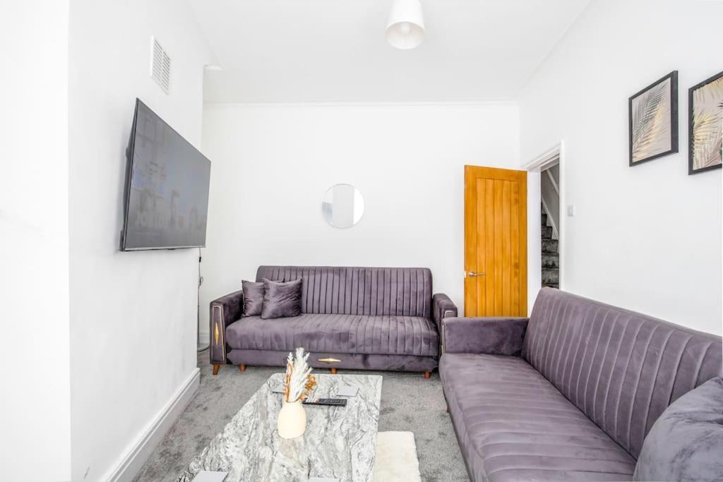 Holiday home Big New House - 5bdr Near
