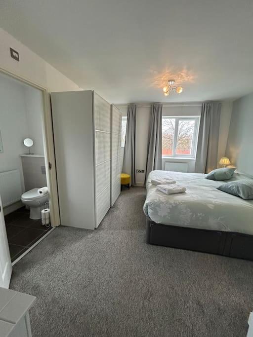 3-bedroom House Close To Centre Holiday home Manchester
