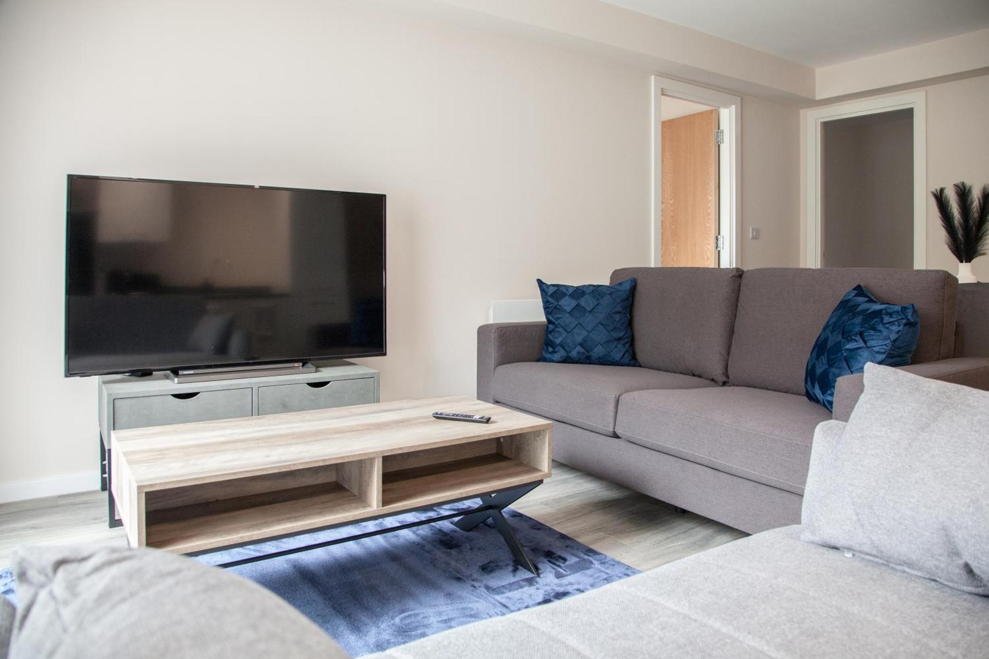 Modern 2bd In Manchester