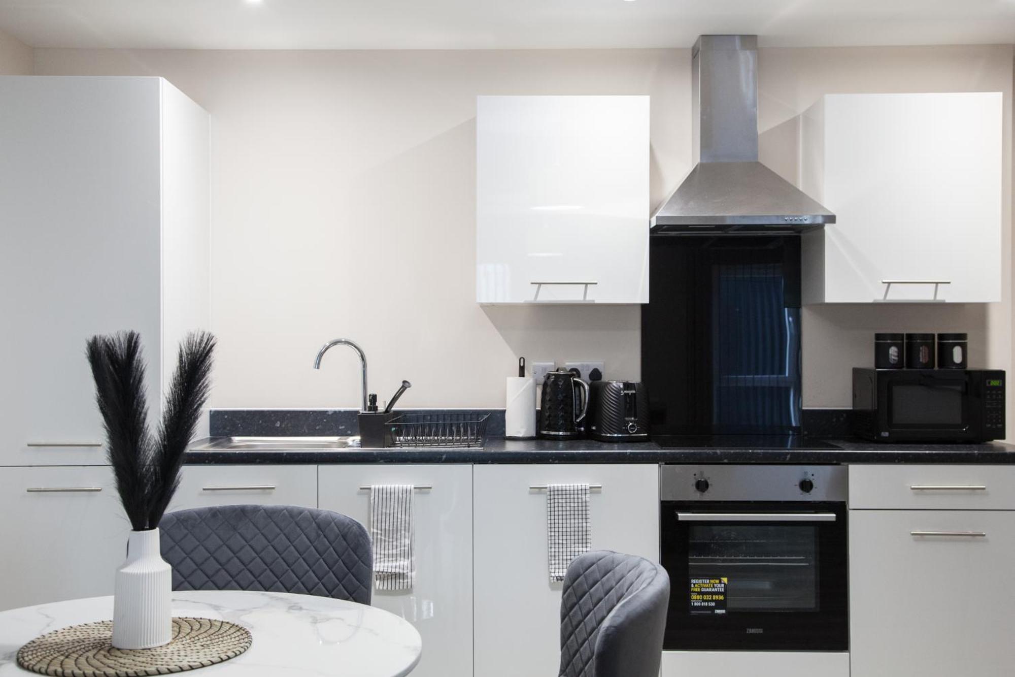 Modern 2bd In Apartment