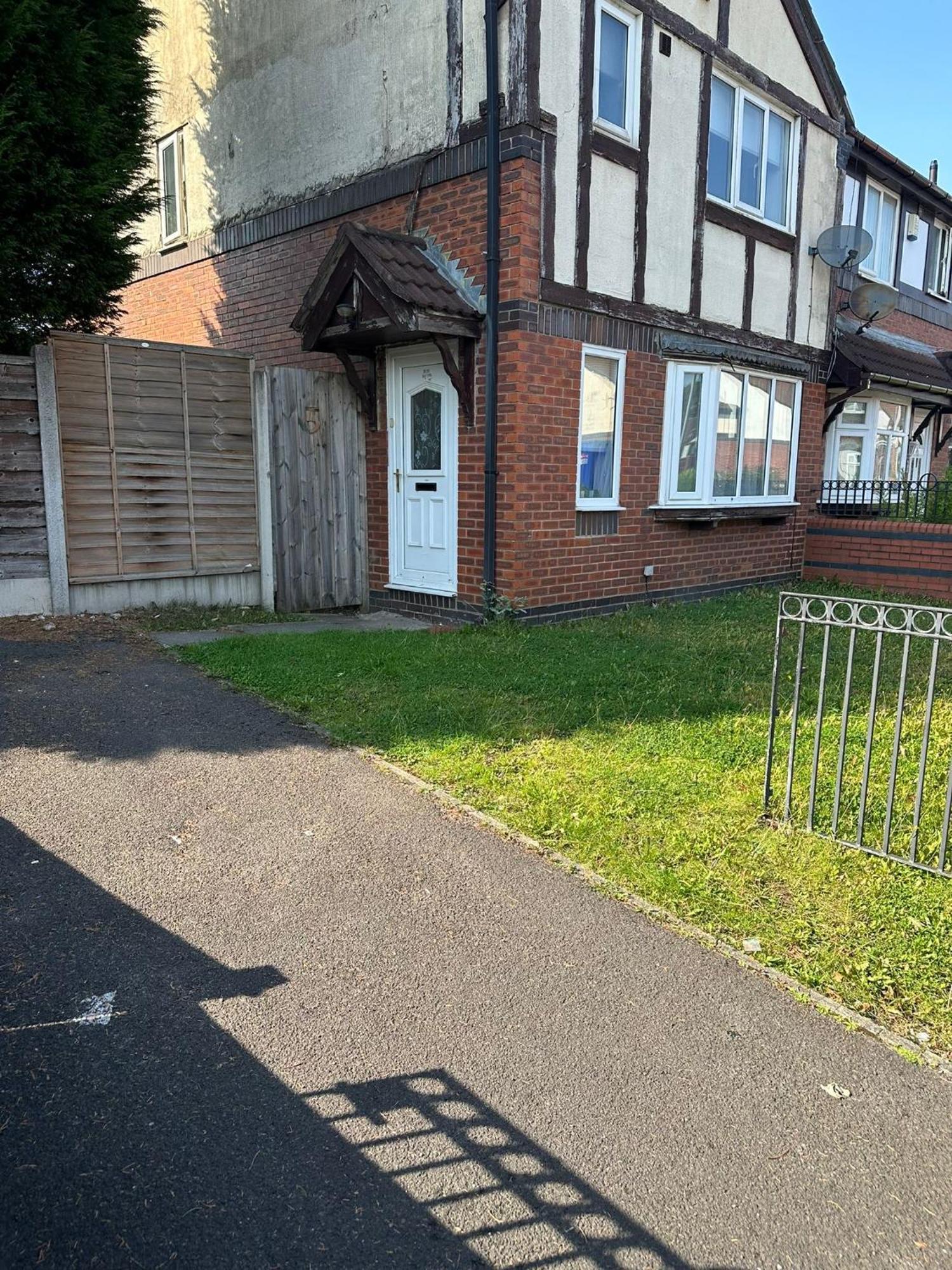 3 Bedroom Close To Stadium And Coop Live