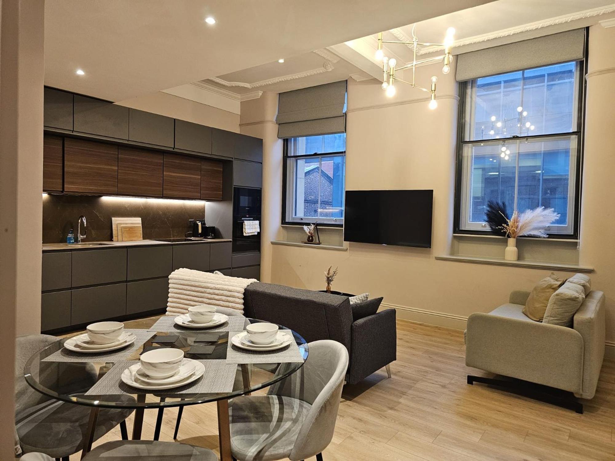 Apartment Modern 2br In Chinatown For Up To 8 Guests! Manchester