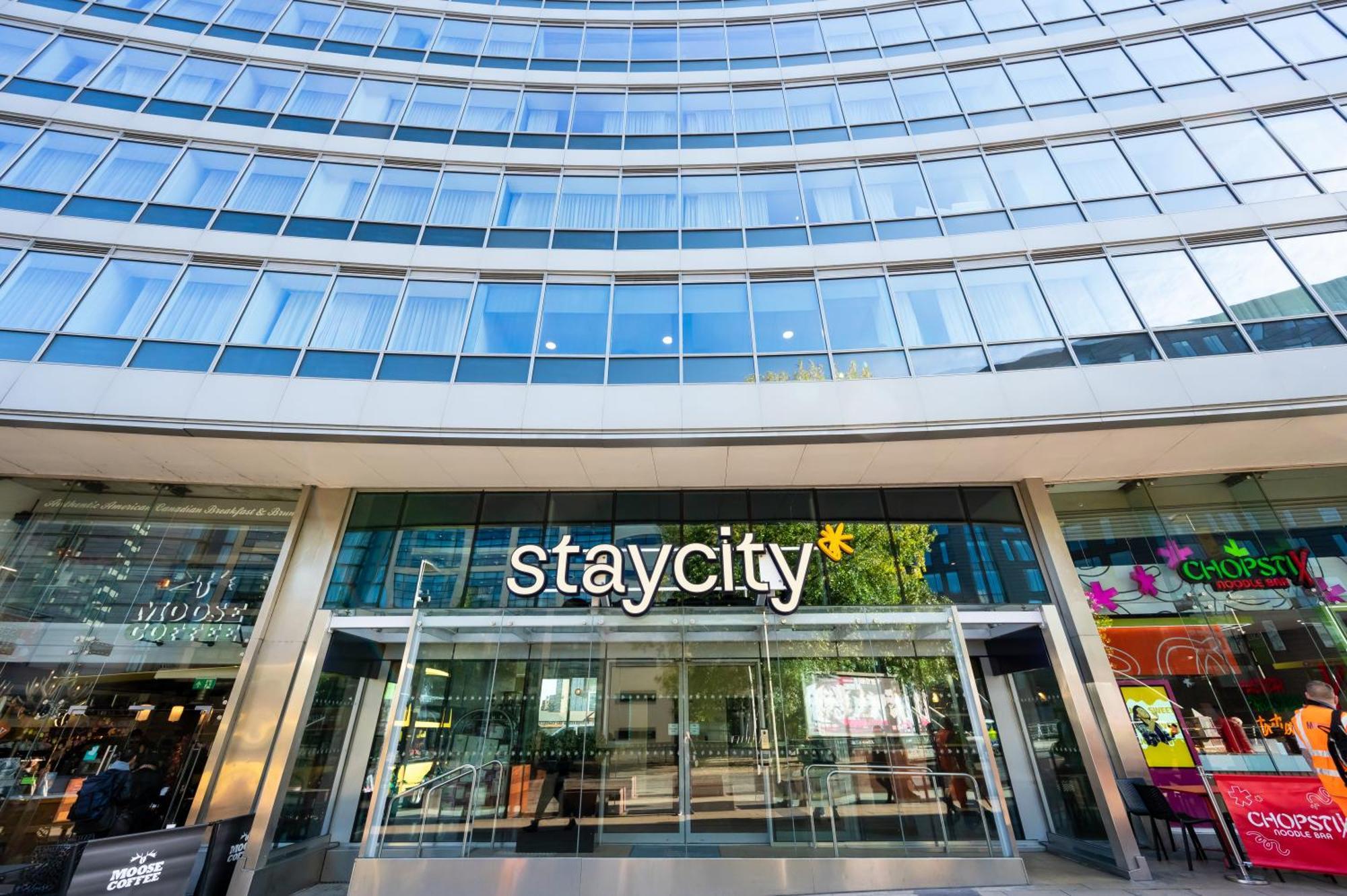 Aparthotel Staycity Piccadilly 4*