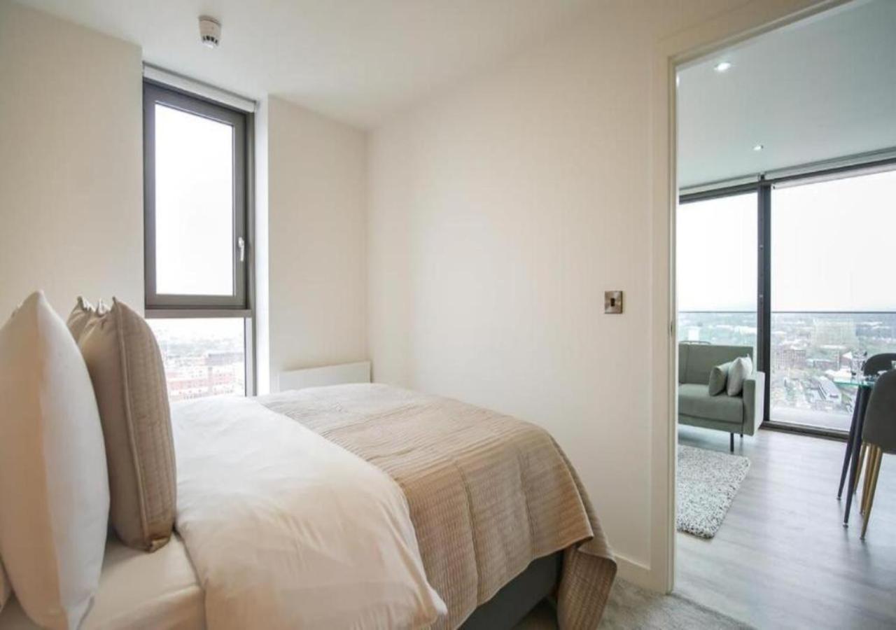 Apartment Skyline By The Heim Residences *