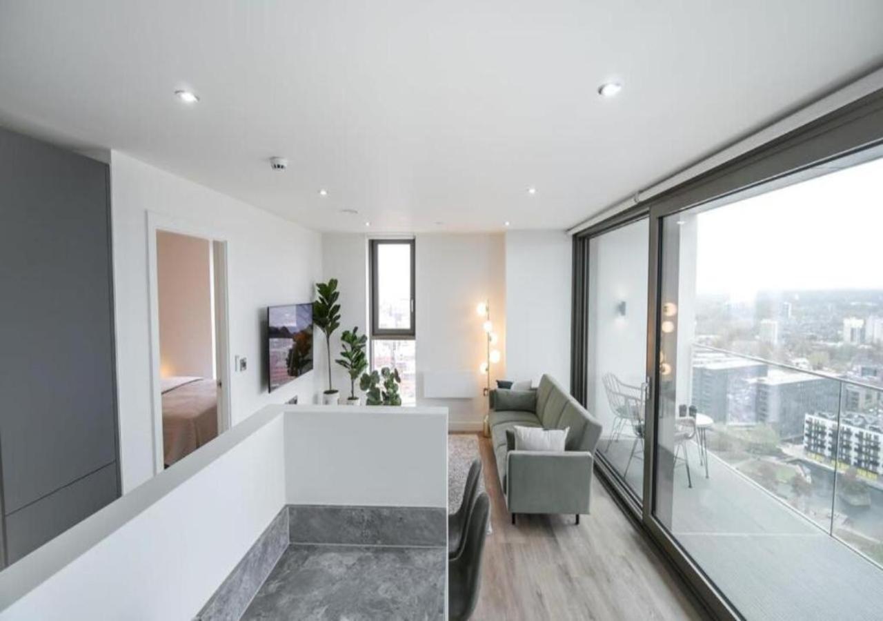 Skyline By The Heim Residences Apartment *
