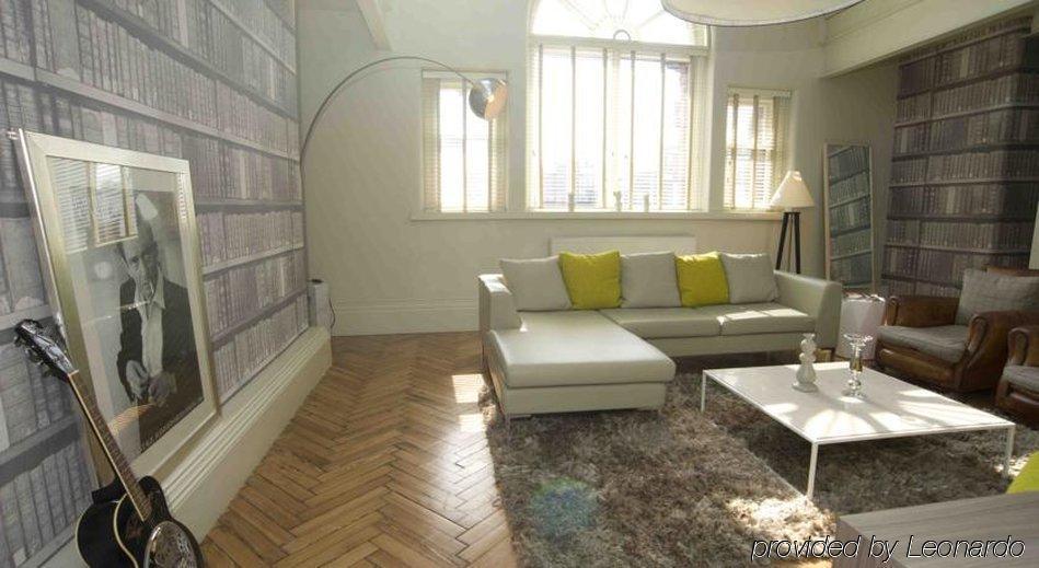 Abode Hotel 4*