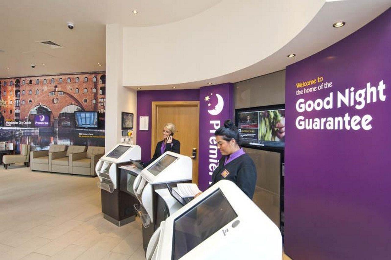 Premier Inn Manchester City Hotel 3*
