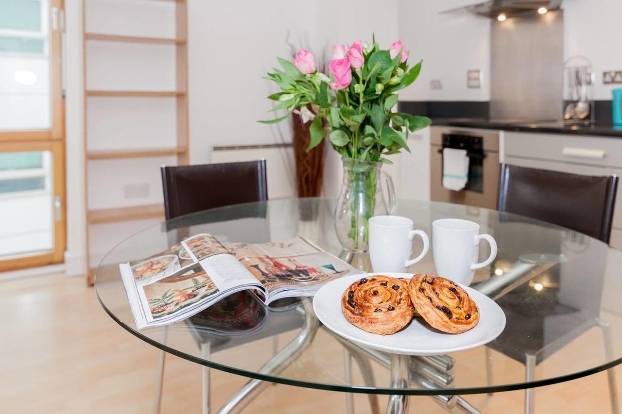 Modern 2br Flat In Apartment Manchester