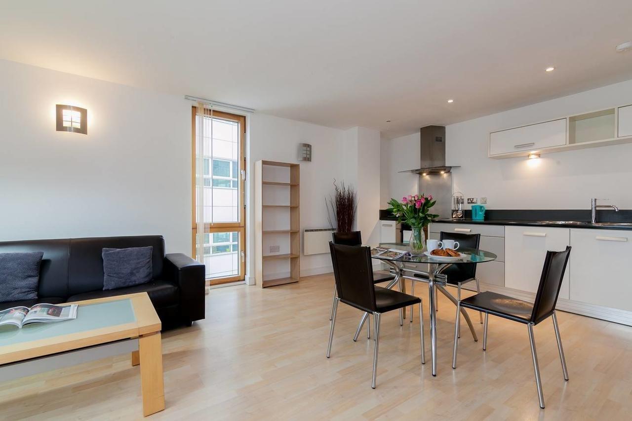 Modern 2br Flat In * Manchester