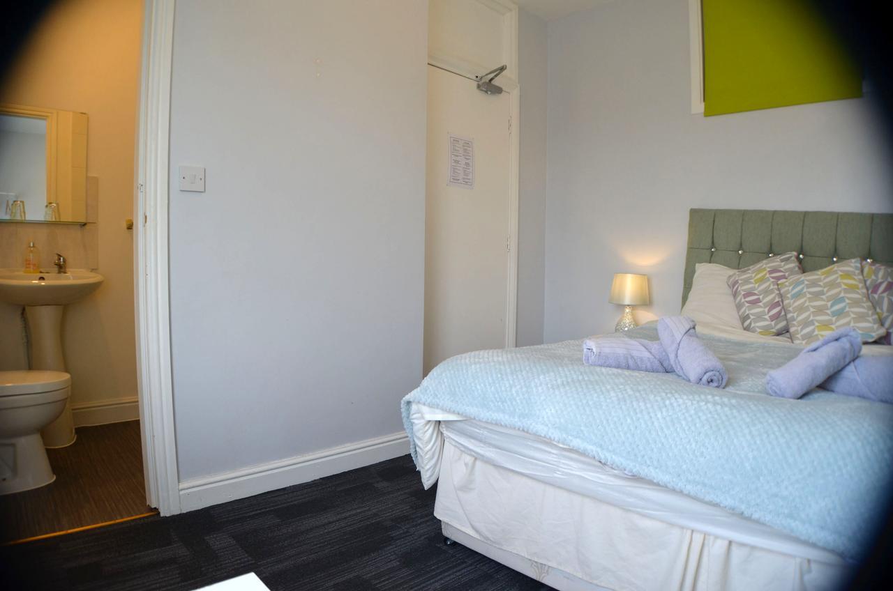 Queens Guest house 3*