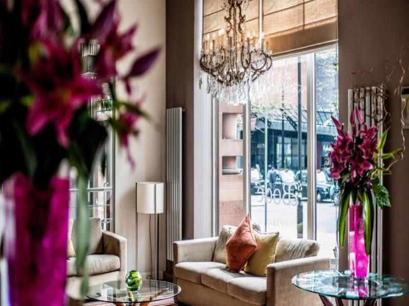 Abode Hotel 4*