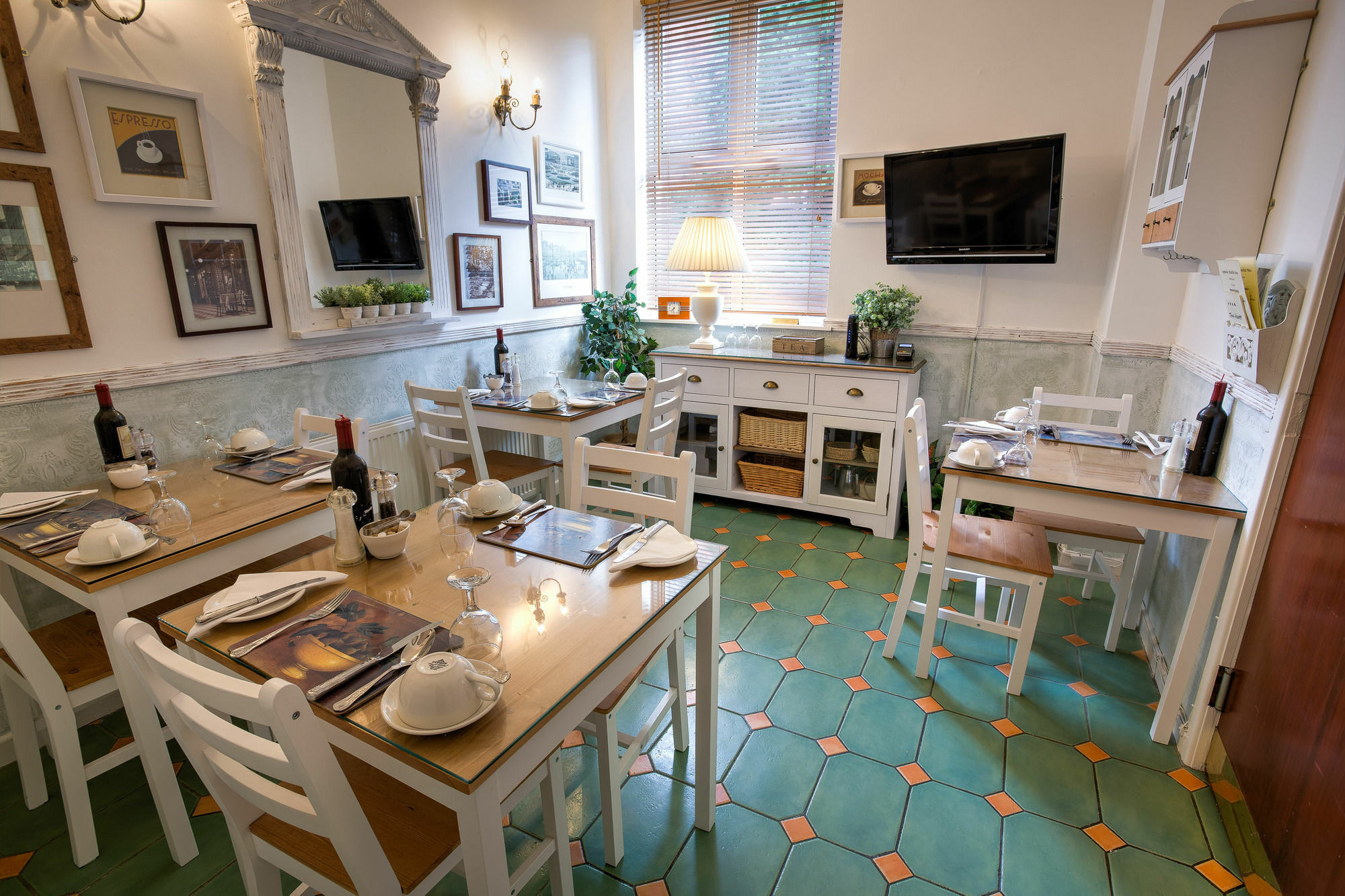 Guest house The Ascott 4*