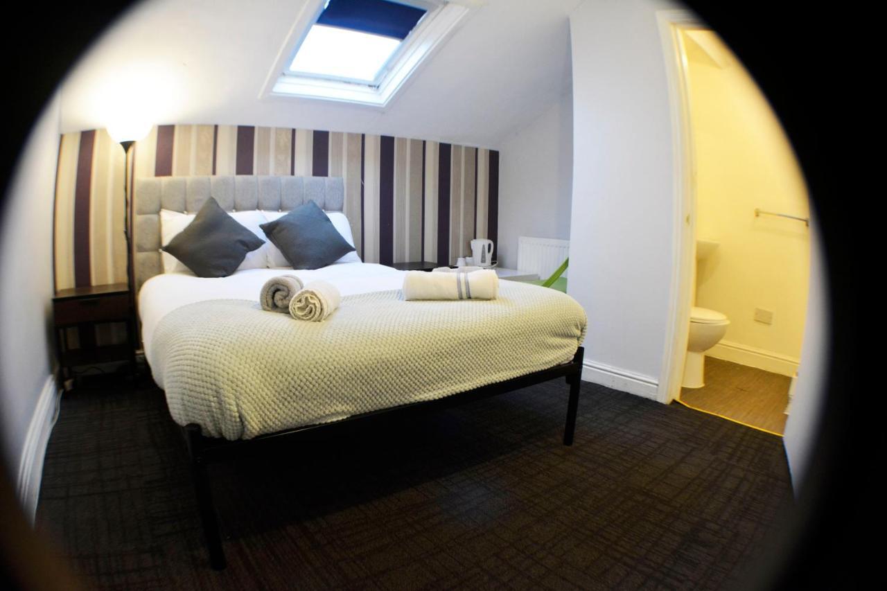 Guest house Queens Manchester