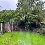 6Guests-Parking-Petsok-Familyfriendly-Garden