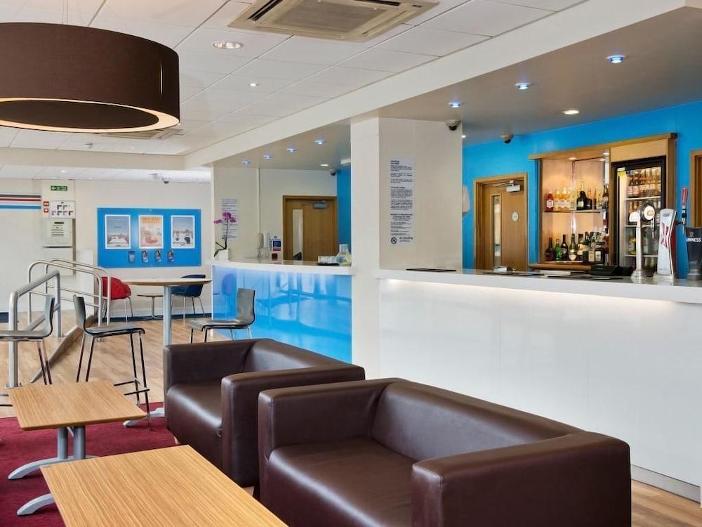 Travelodge Ancoats Hotel 3*