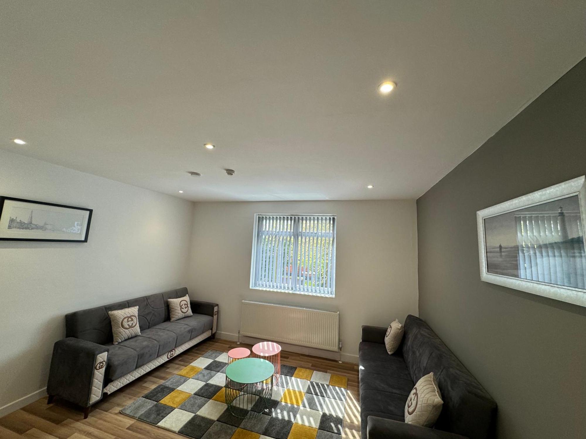 Apartment Mk Apartments, Chorlton, Manchester, Car Park